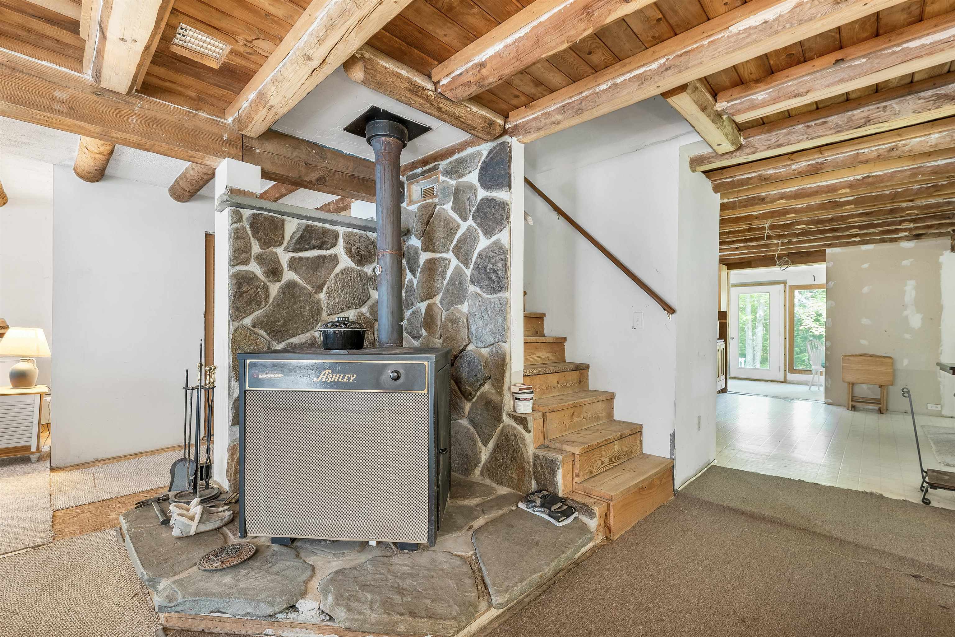61 MacDonald Lane Rumney, NH 03266 - Photo 41 of 56