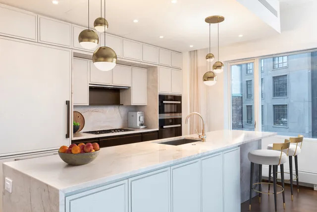 $2,195,000 | 5 Beekman Street, Unit 30A | Financial District