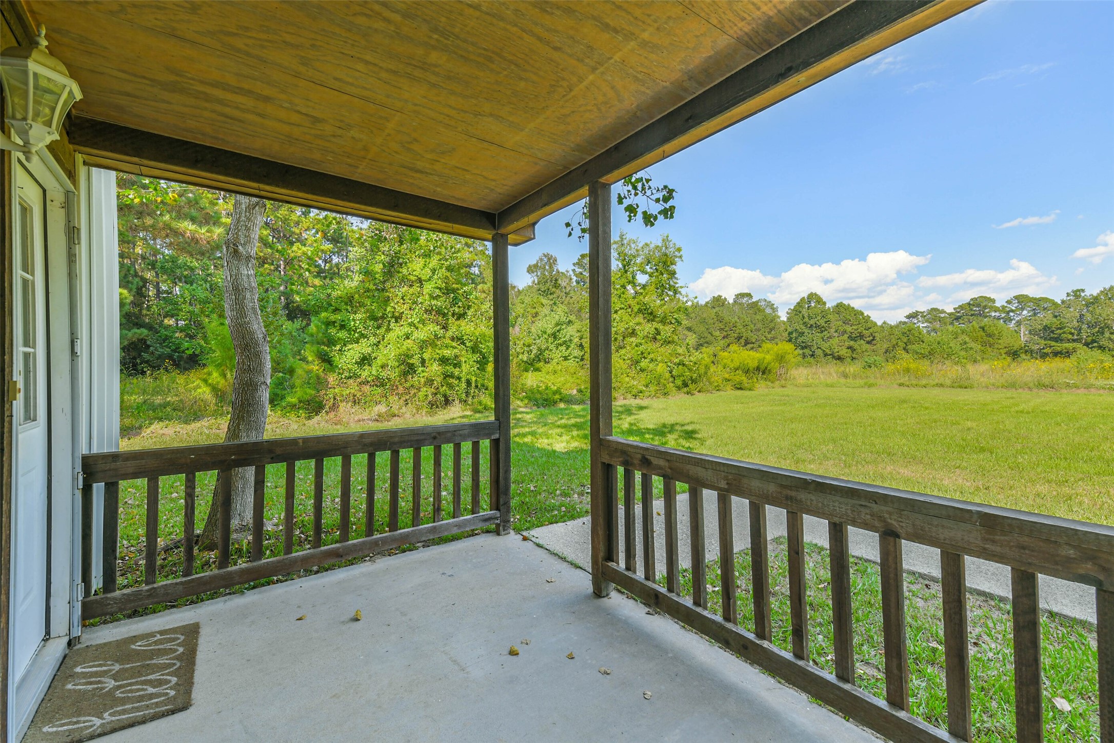 4869 Fm 2518 Cleveland, TX 77327 - Photo 40 of 41 a view of balcony with ocean view