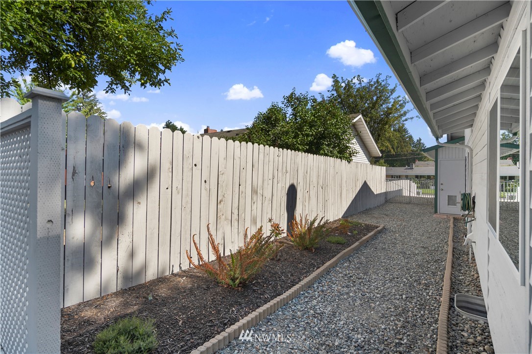4224 Southeast 3rd Place Renton, WA 98059 - Photo 22 of 29