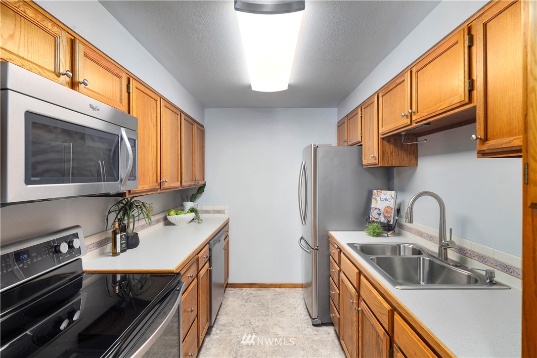 4224 Southeast 3rd Place Renton, WA 98059 - Photo 7 of 29