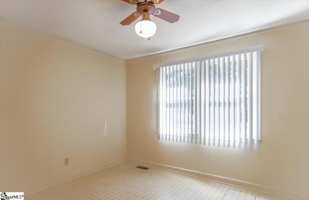 159 Christopher Street Duncan, SC 29334 - Photo 17 of 27