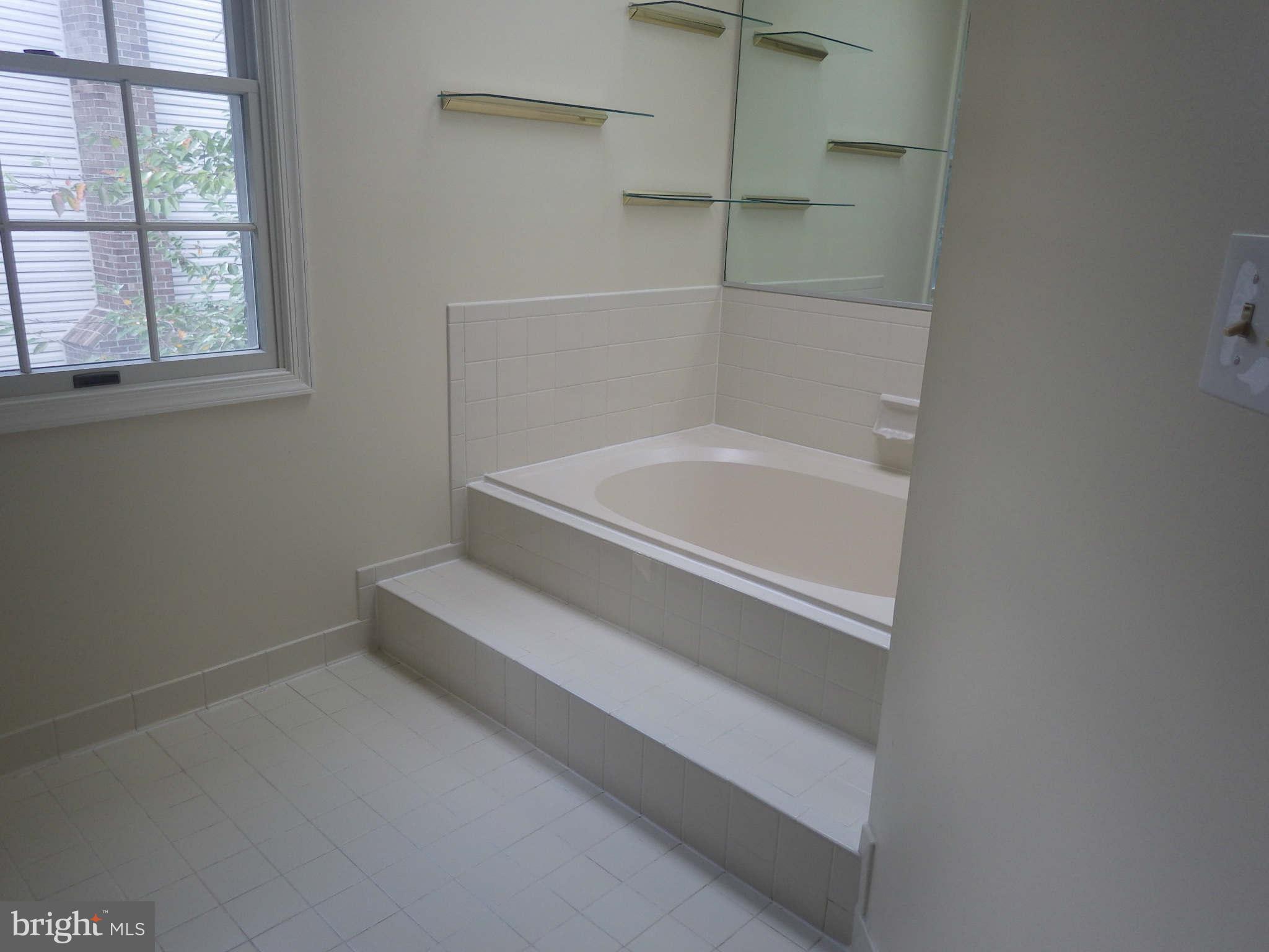 1410 Partridge Lane Bowie, MD 20721 - Photo 7 of 12 Bath (Master)
