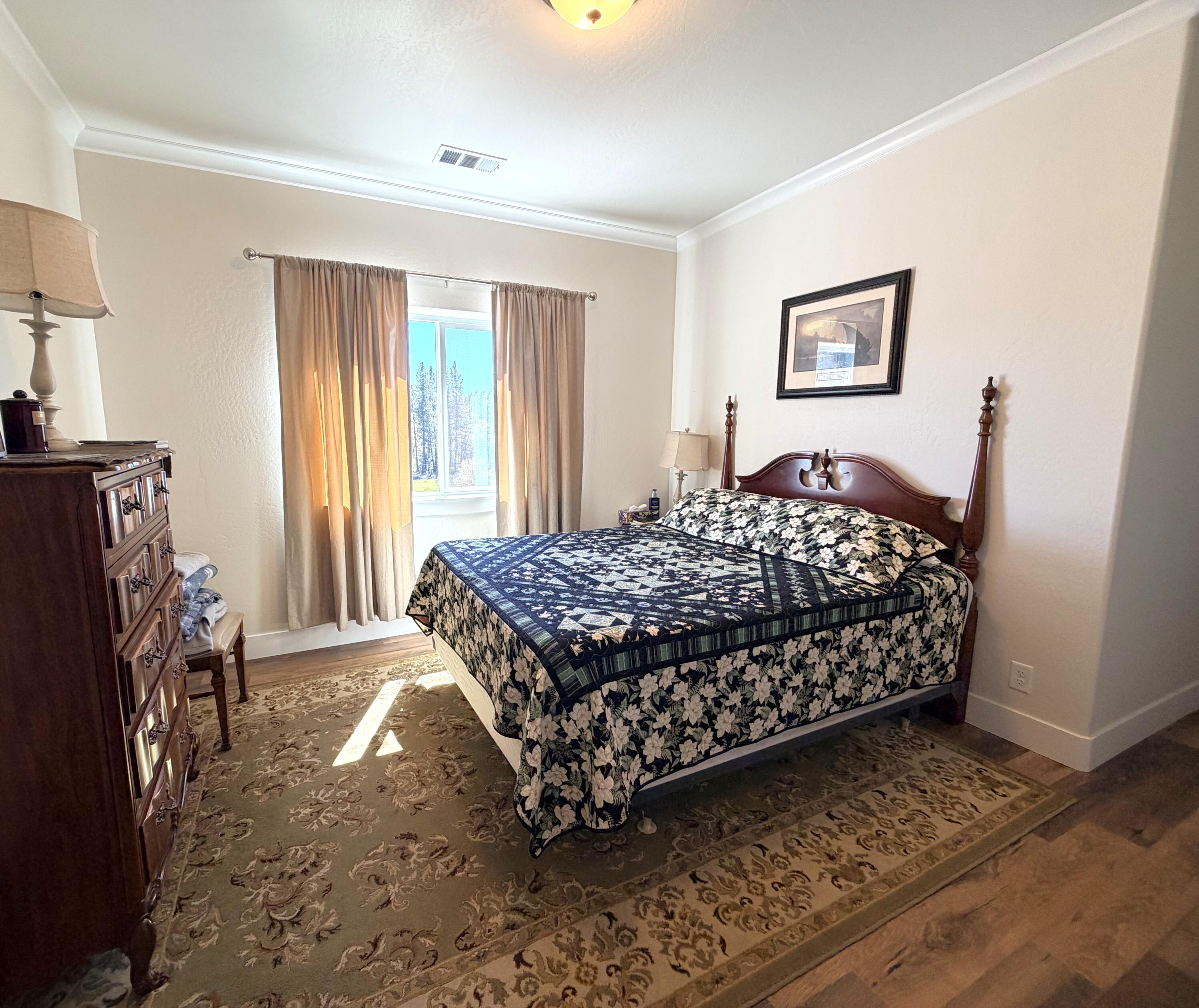340 Cedar Ridge Drive Cave Junction, OR 97523 - Photo 12 of 37 Bedroom 1