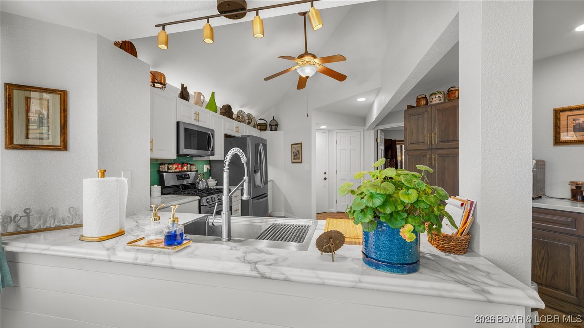 1118 Rachel Road, Unit 35 Osage Beach, MO 65065 - Photo 2 of 45