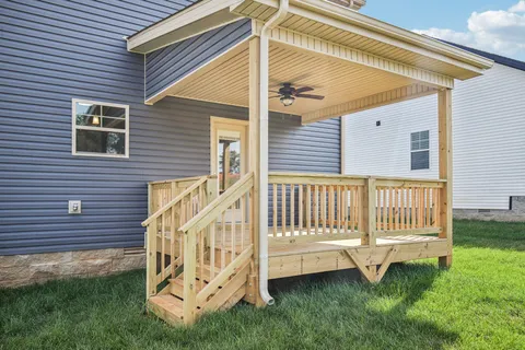 $311,900 | 306 Cardinal Crk Drive, Clarksville, TN 37040