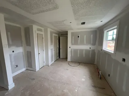 $311,900 | 306 Cardinal Crk Drive, Clarksville, TN 37040