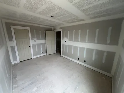 $311,900 | 306 Cardinal Crk Drive, Clarksville, TN 37040