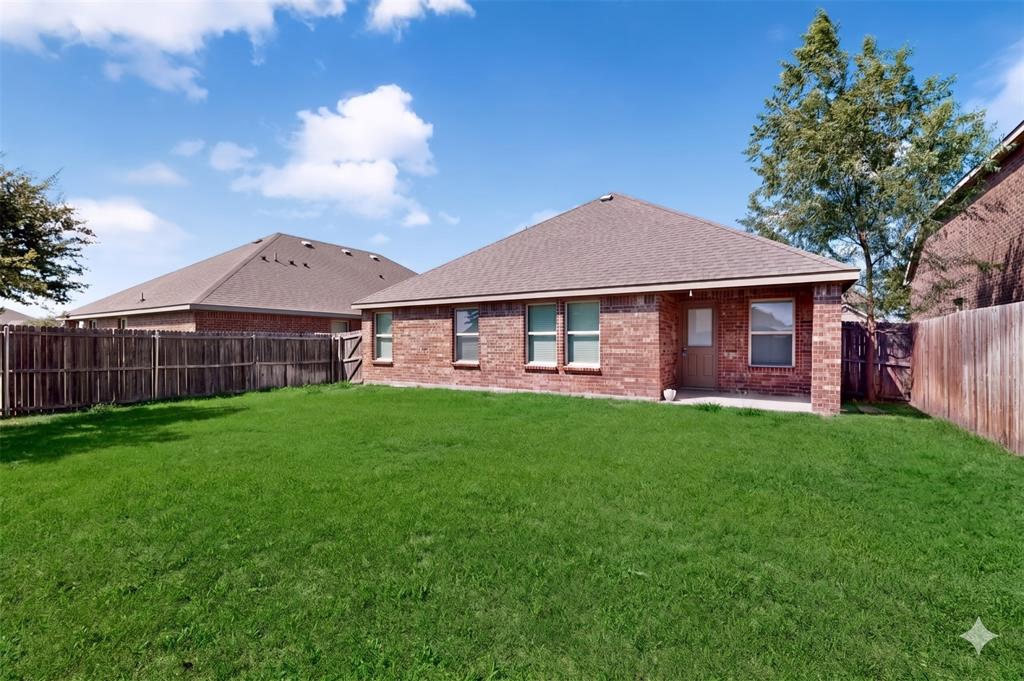 2425 Willard Way Forney, TX 75126 - Photo 38 of 39