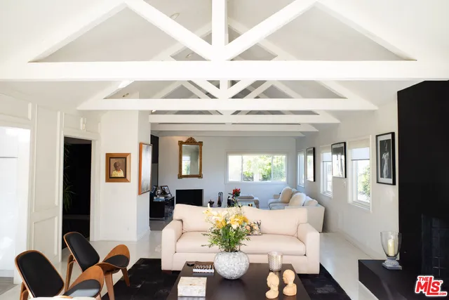 $21,500 | 3063 Deep Canyon Drive, Beverly Hills, CA 90210