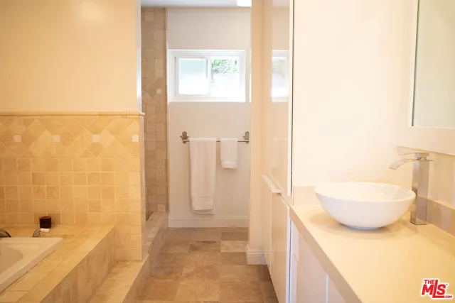 $21,500 | 3063 Deep Canyon Drive, Beverly Hills, CA 90210