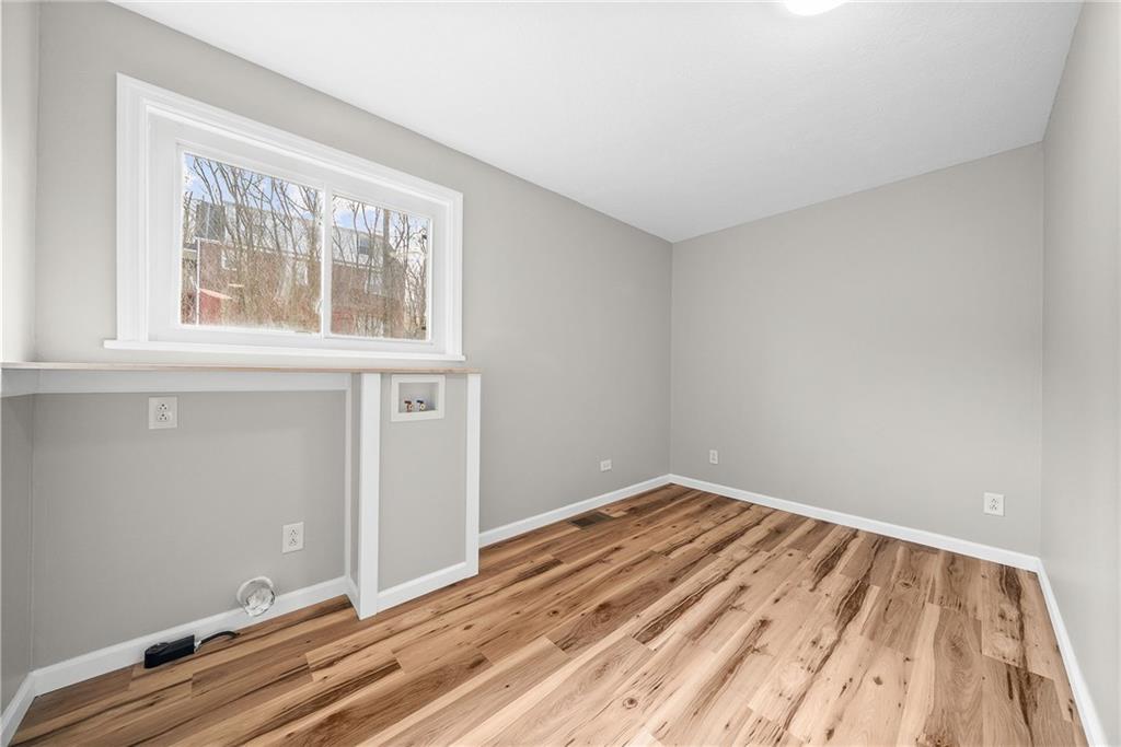 110 Grant Street Burgettstown, PA 15021 - Photo 31 of 48