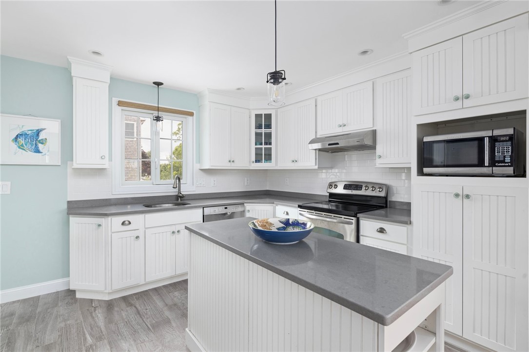 117 Colonel John Gardner Road Narragansett, RI 02882 - Photo 20 of 50 Gallery Image 20