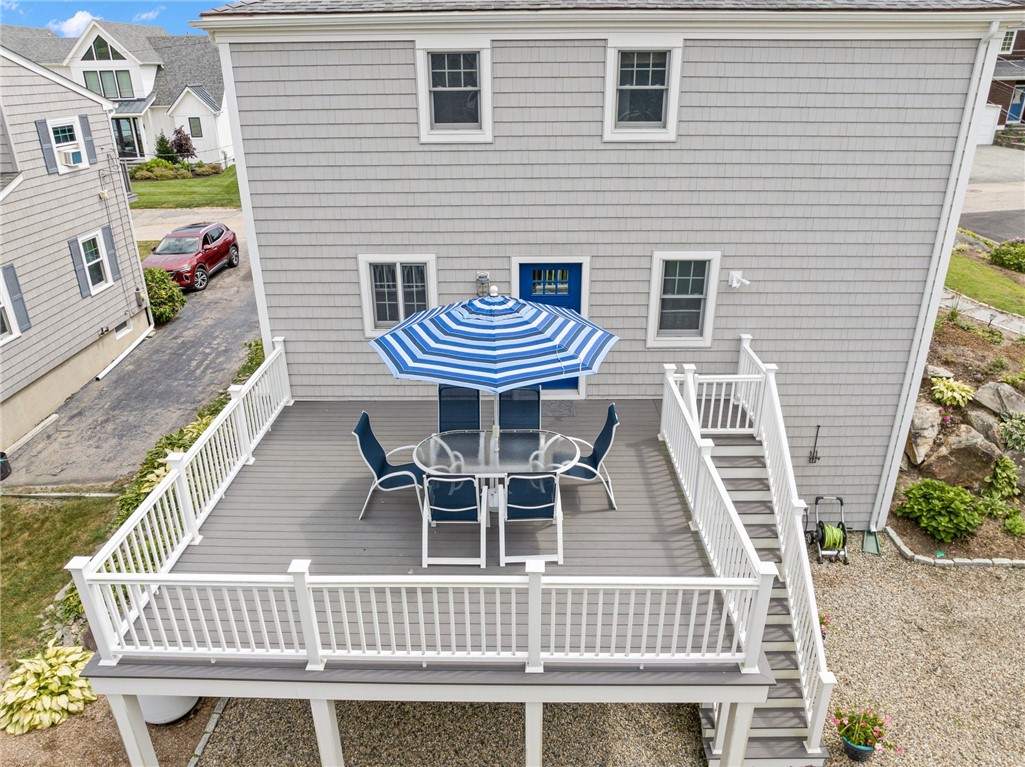 117 Colonel John Gardner Road Narragansett, RI 02882 - Photo 6 of 50 Gallery Image 6