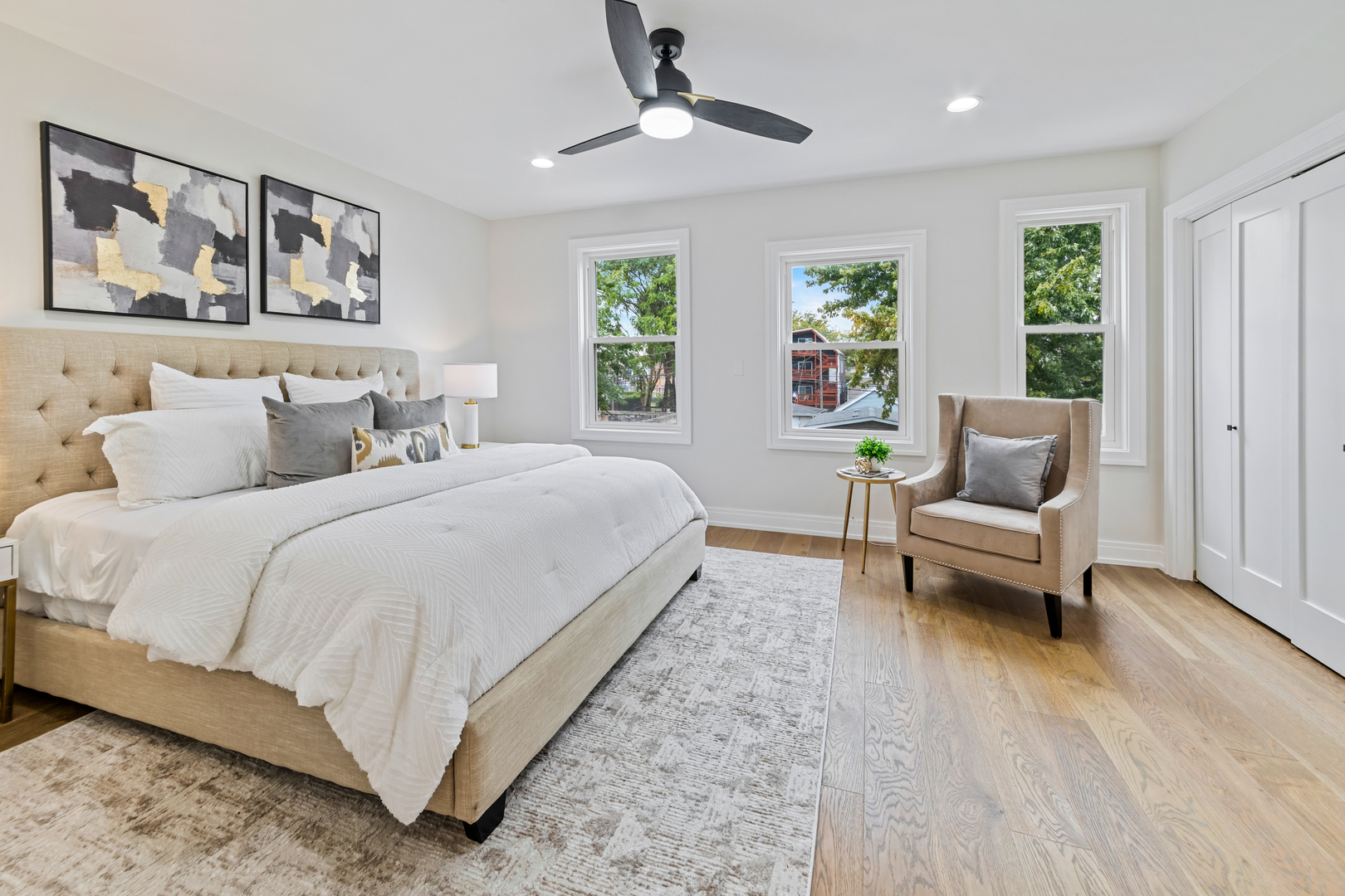 1622 North Spaulding Avenue Chicago, IL 60647 - Photo 31 of 50 a bedroom with a bed and a couch