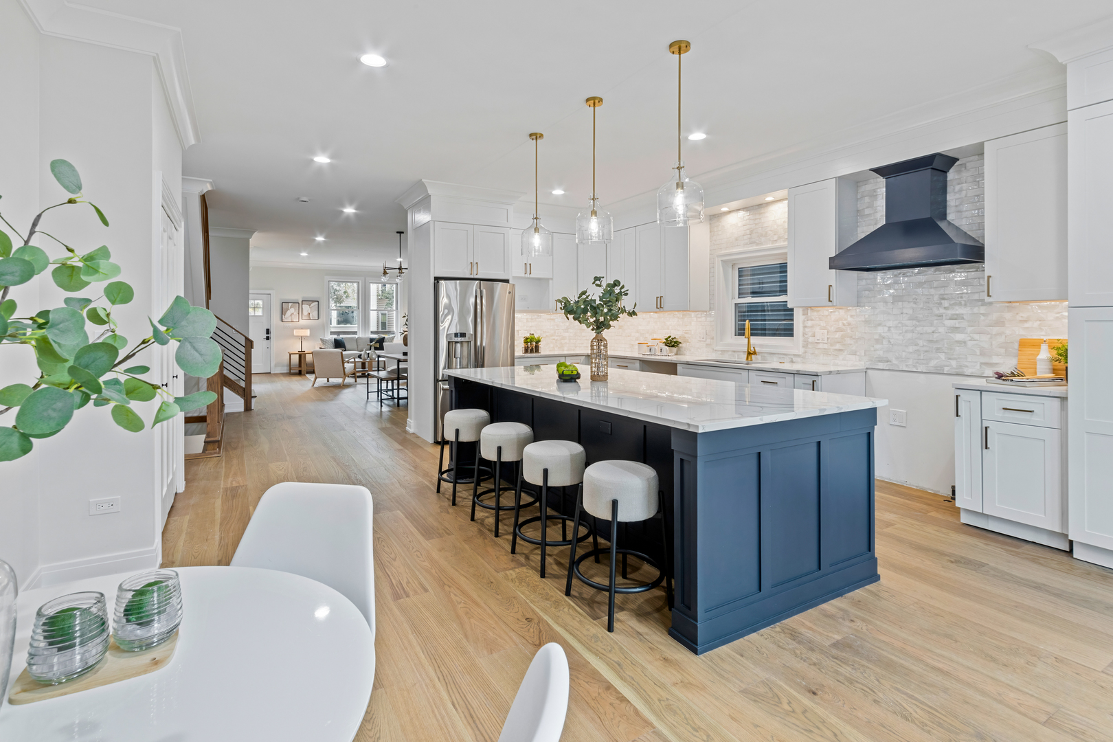 1622 North Spaulding Avenue Chicago, IL 60647 - Photo 10 of 50 a large kitchen with lots of counter space and living room