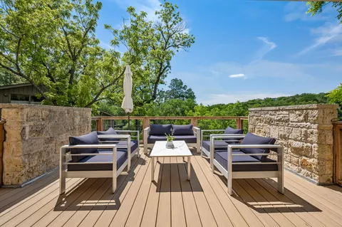 $1,250,000 | 5932 Highland Hills Drive, Austin, TX 78731