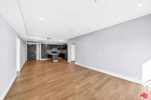 $780,000 | 2939 Leeward Avenue, Unit 403, Los Angeles, CA 90005