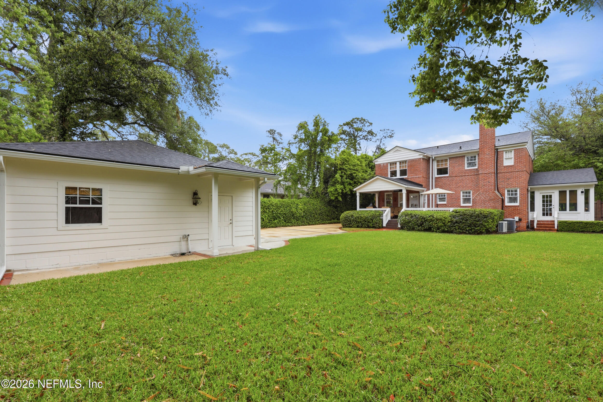 1375 Morvenwood Road Jacksonville, FL 32207 - Photo 20 of 27 Room for a pool