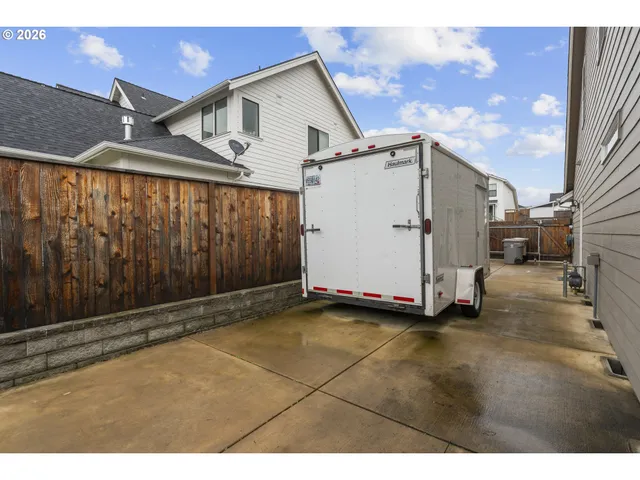 a view of a house with a outdoor space