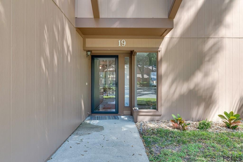 19 Fairways Circle, Unit 19 Palm Coast, FL 32137 - Photo 3 of 41