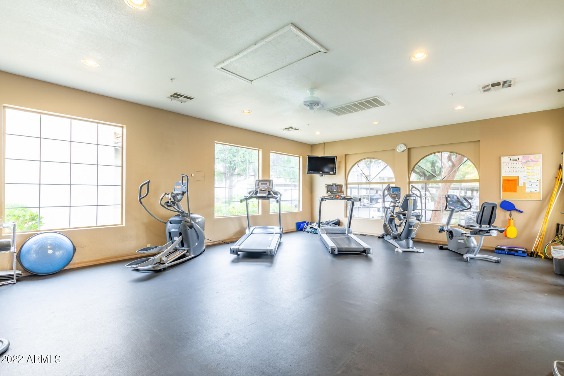 1825 West Ray Road, Unit 1070 Chandler, AZ 85224 - Photo 21 of 23 Workout Room