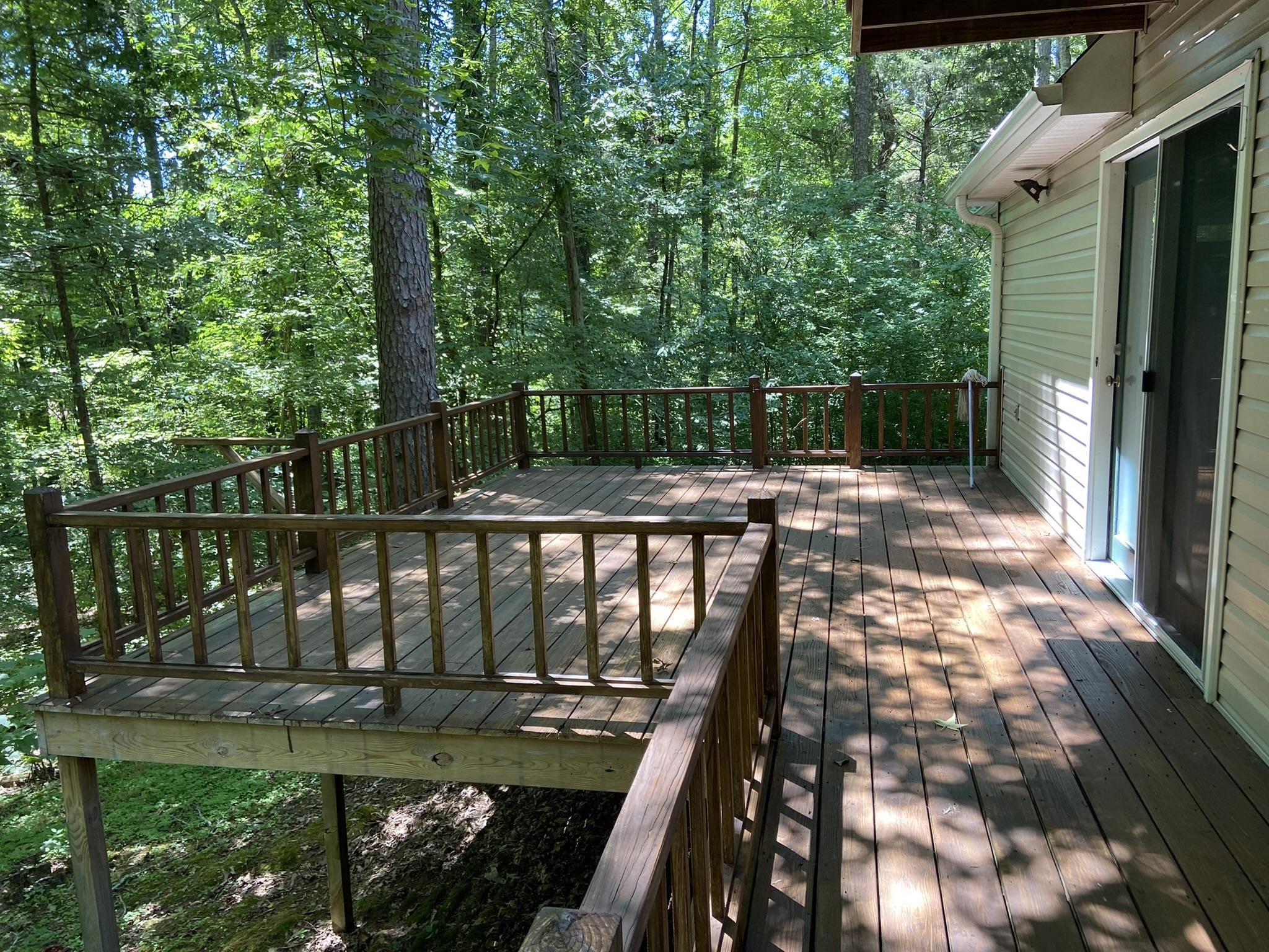 70 Mockingbird Road Henderson, TN 38340 - Photo 25 of 47 a view of a balcony with wooden floor