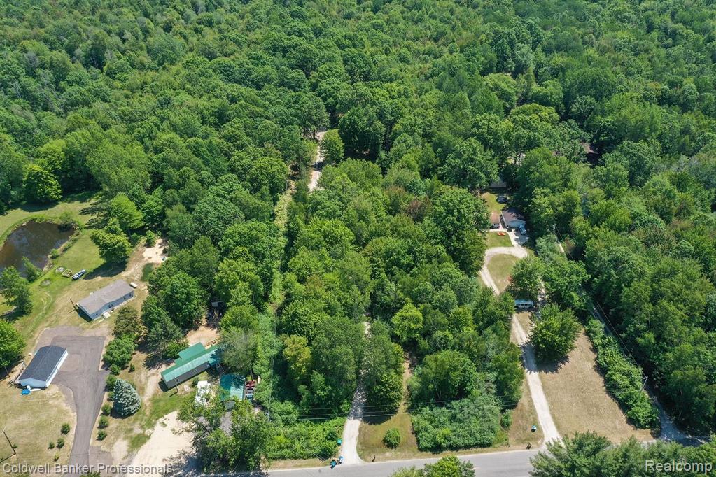 2375 South 5 Mile Road Midland, MI 48640 - Photo 31 of 34