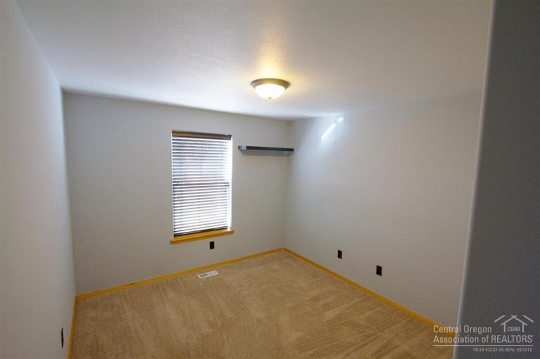 20573 Dylan Loop Bend, OR 97702 - Photo 13 of 18 Additional Photo