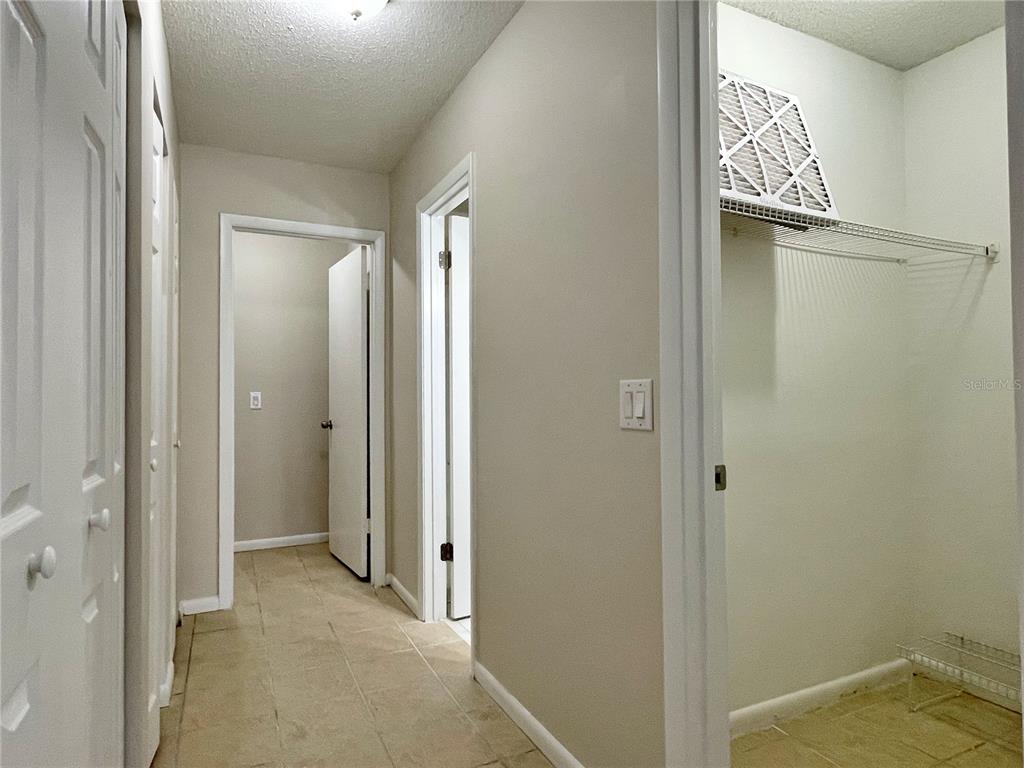 702 St Matthew Circle Altamonte Springs, FL 32714 - Photo 13 of 27 a view of an empty room