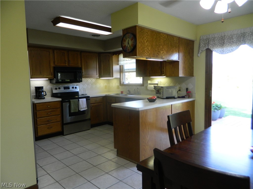 611 Substation Road Brunswick, OH 44212 - Photo 17 of 27 Gallery Image 17