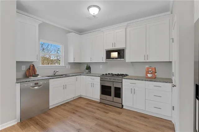 $1,800 | 2874 Laurel Ridge Circle, East Point, GA 30344