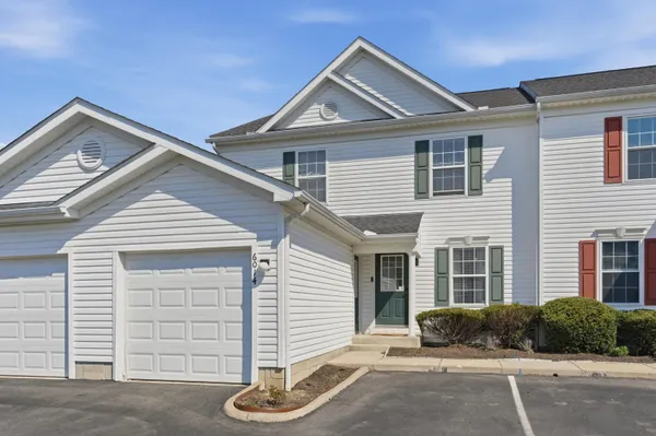 $175,000 | 6014 Brice Park Drive, Unit 17B, Canal Winchester, OH 43110