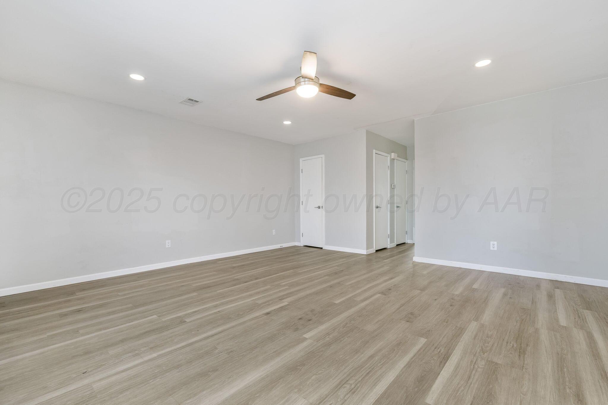 4200 South Austin Street Amarillo, TX 79110 - Photo 3 of 14 4200 S Austin St D 03