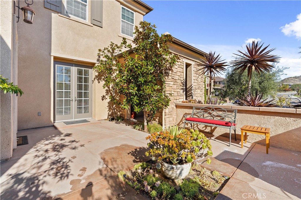 4291 White Hawk Lane Simi Valley, CA 93065 - Photo 4 of 17