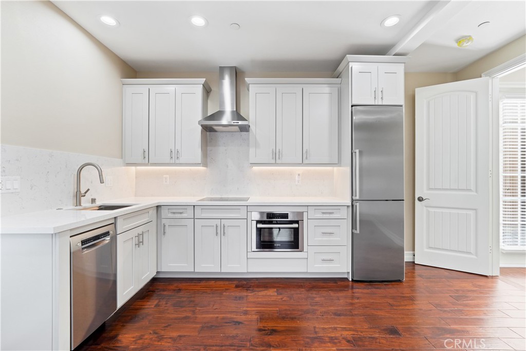 4291 White Hawk Lane Simi Valley, CA 93065 - Photo 9 of 17