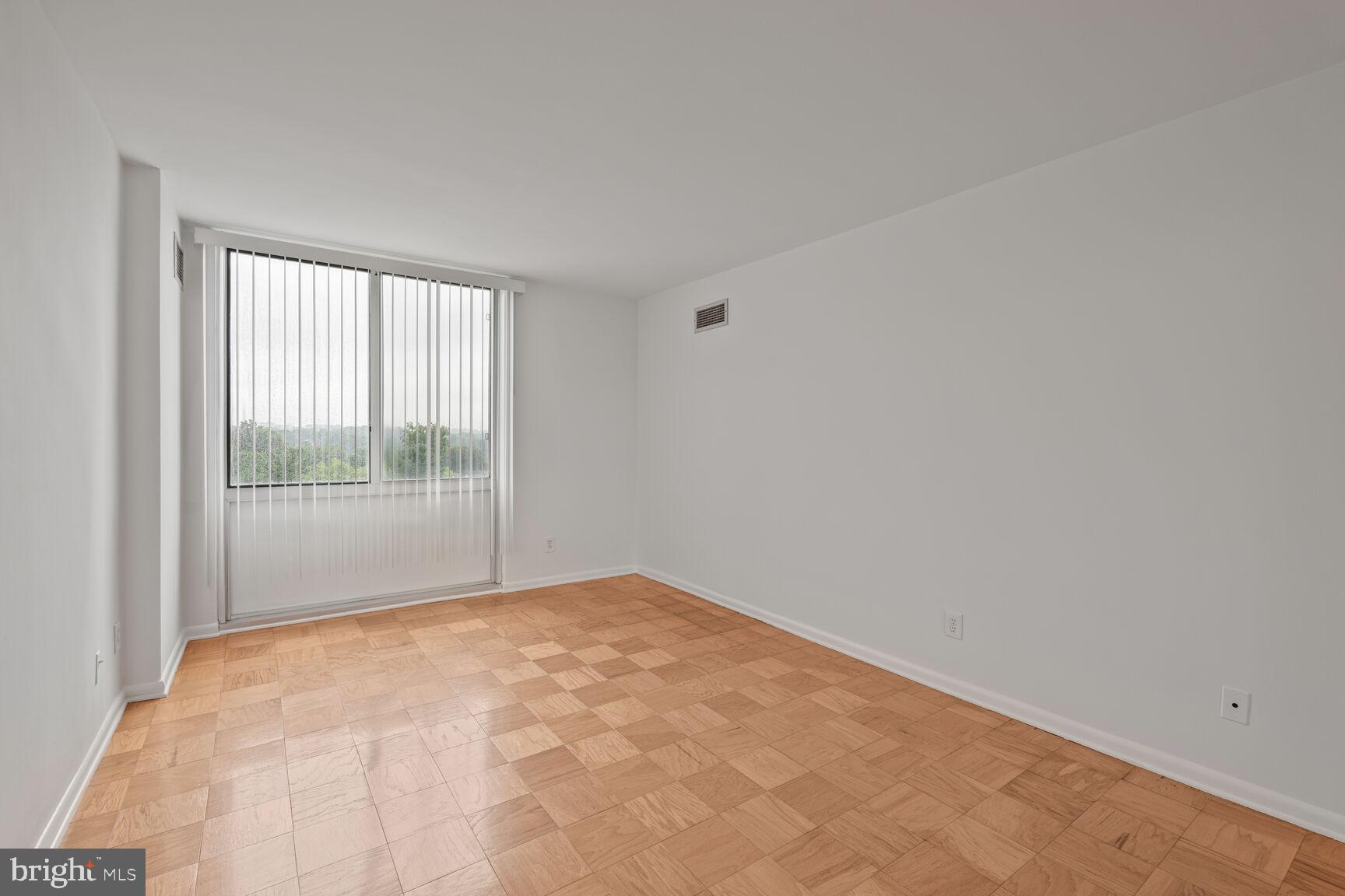 5101 River Road, Unit 1106 Bethesda, MD 20816 - Photo 13 of 41