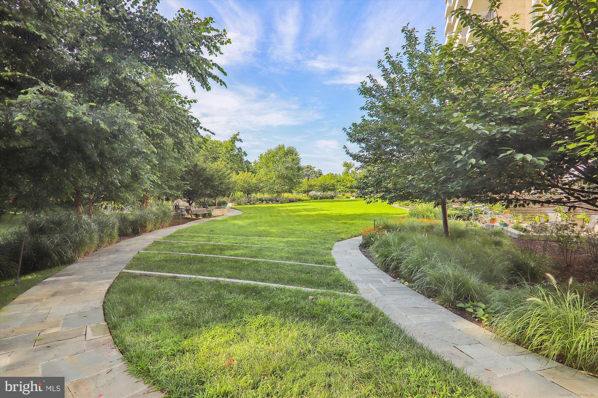 5101 River Road, Unit 1106 Bethesda, MD 20816 - Photo 26 of 41