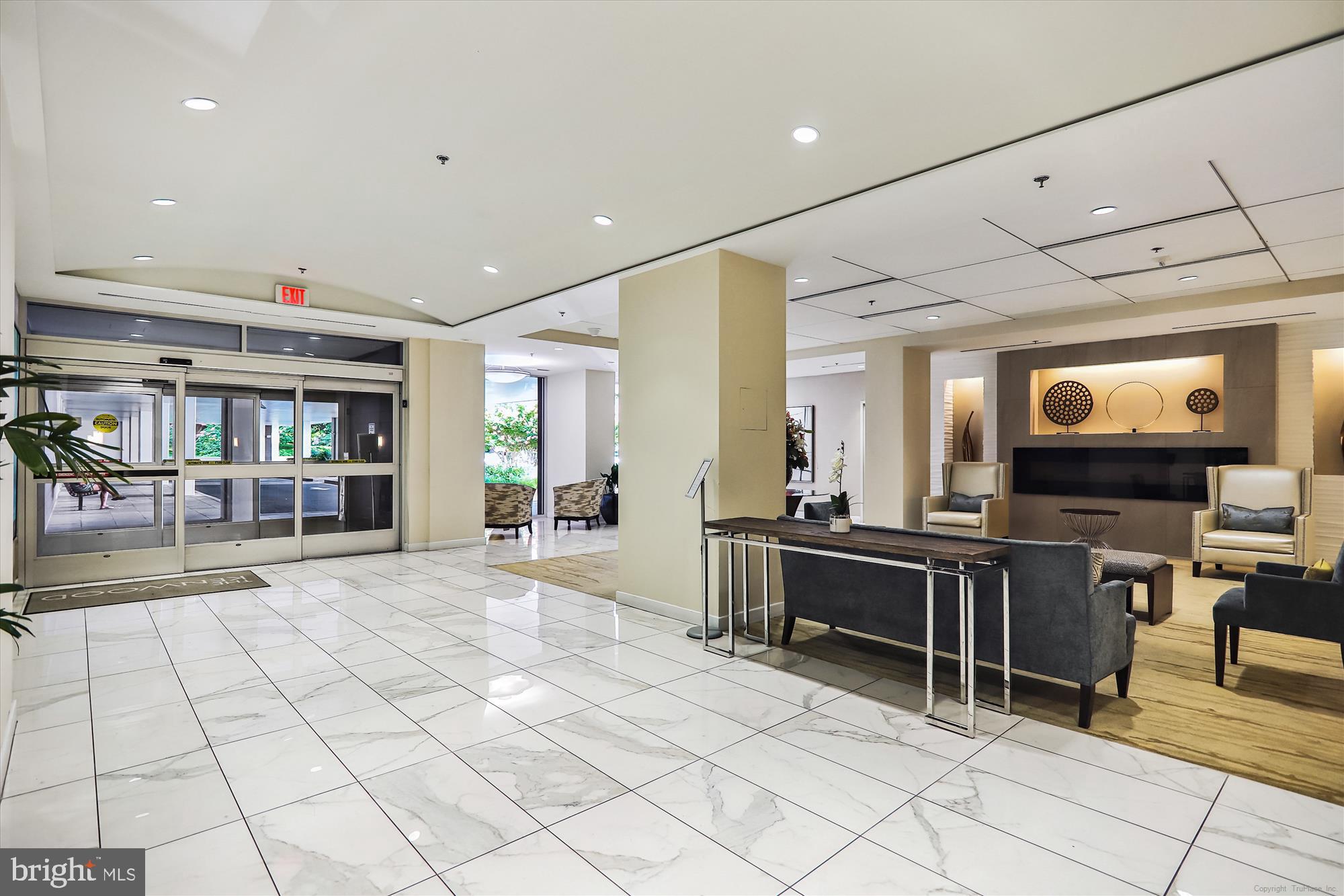 5101 River Road, Unit 1106 Bethesda, MD 20816 - Photo 37 of 41