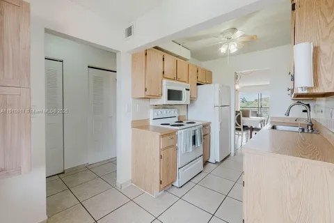 $175,000 | 3110 North Pine Island Road, Unit 409, Sunrise, FL 33351