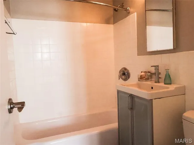 $50,000 | 210 North 17th Street, Unit 404, St. Louis, MO 63103