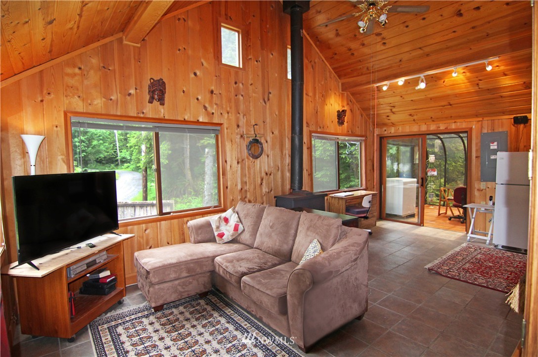 52314 South Riverside Road Gold Bar, WA 98251 - Photo 4 of 22
