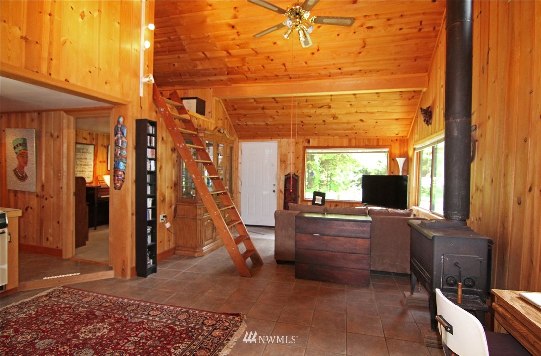 52314 South Riverside Road Gold Bar, WA 98251 - Photo 5 of 22