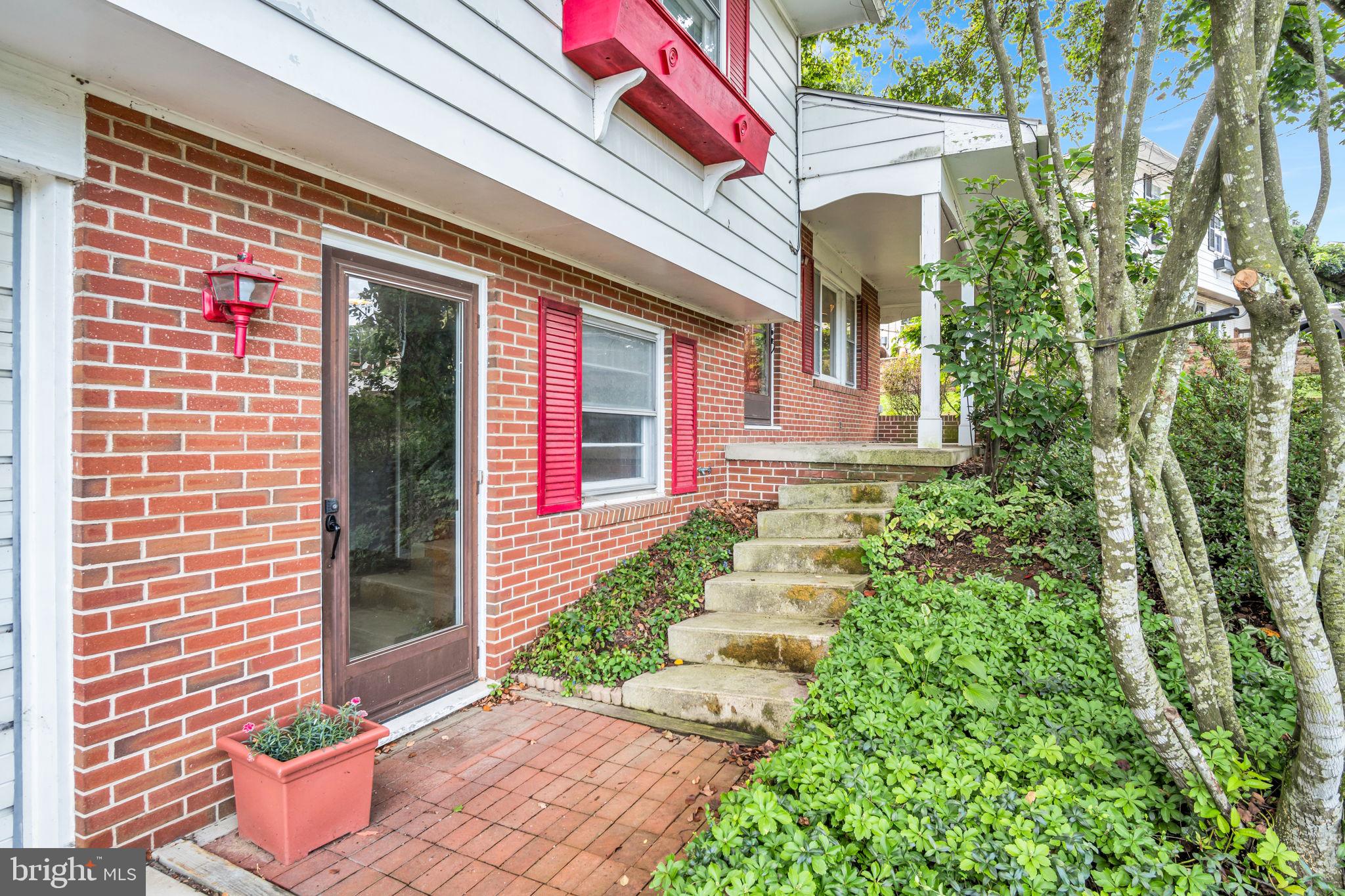 1689 Randow Road York, PA 17403 - Photo 31 of 44 Gallery Image 31