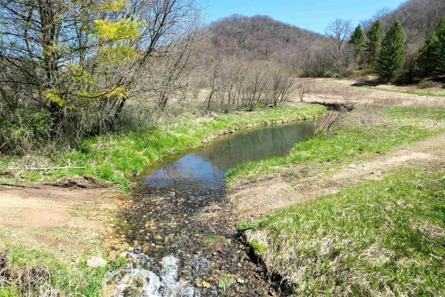 $997,000 | 54631 Scenic View, Gays Mills, WI 54645