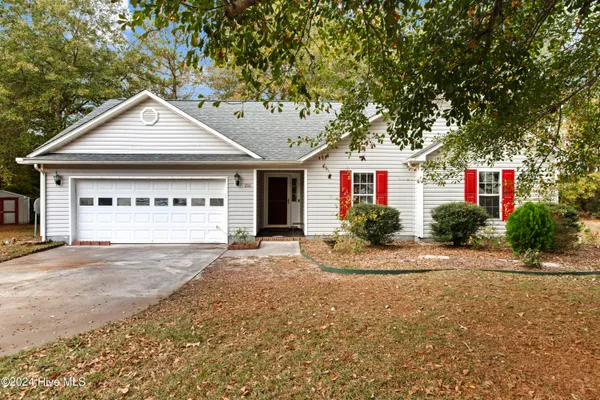 $1,600 | 206 Chokecherry South, Richlands, NC 28574