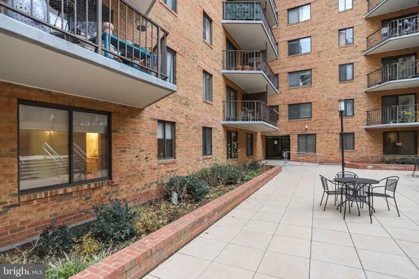 $2,700 | 1718 P Street Northwest, Unit 307, Washington, DC 20036