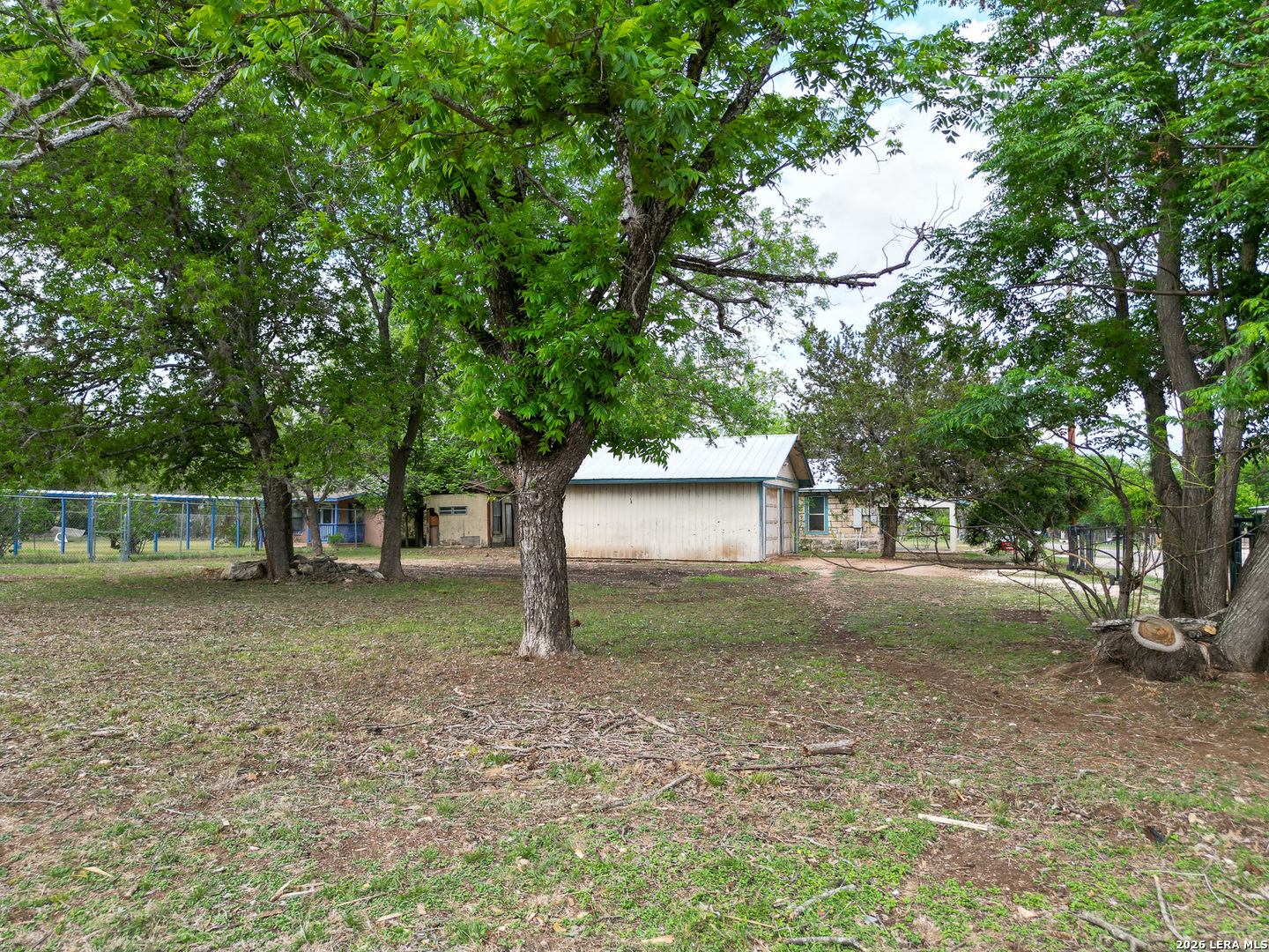 607 Hackberry Street Bandera, TX 78003 - Photo 24 of 28