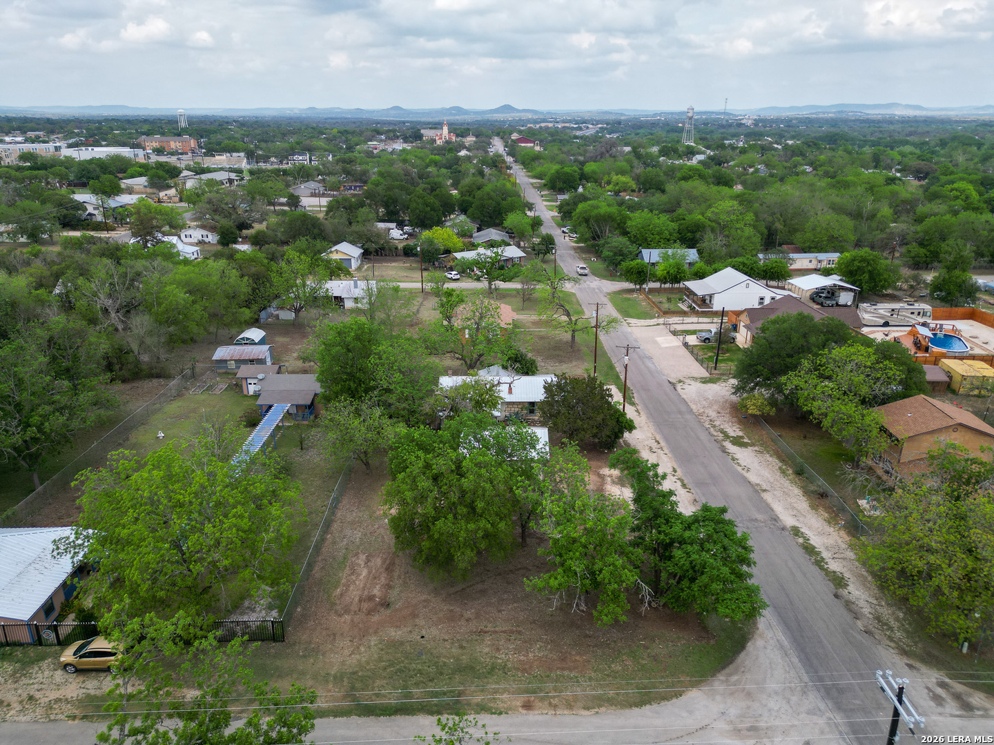 607 Hackberry Street Bandera, TX 78003 - Photo 25 of 28