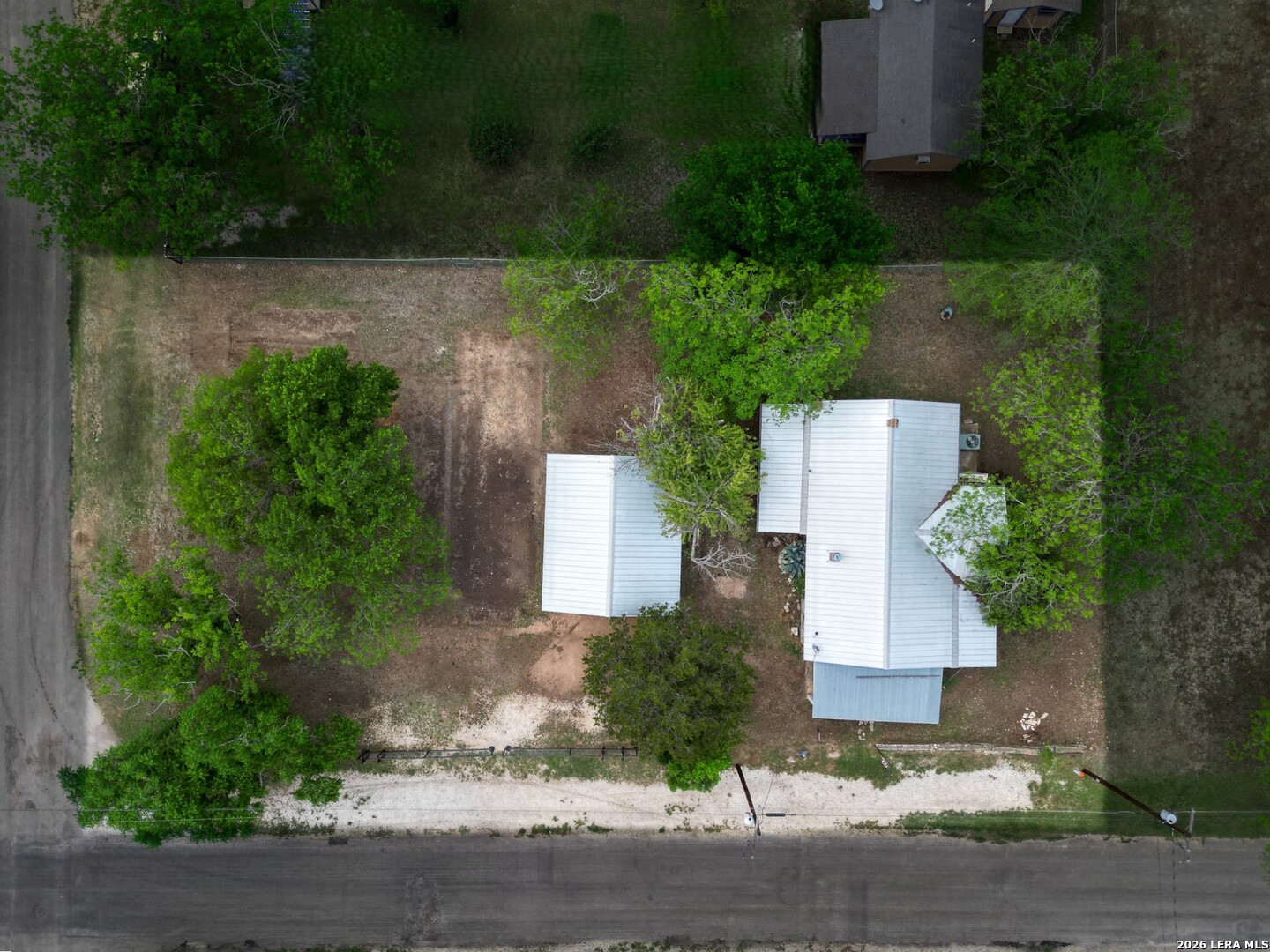 607 Hackberry Street Bandera, TX 78003 - Photo 4 of 28